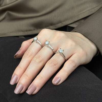 0.50 Karat Altın Tektaş Pırlanta Yüzük Büyük Kampanya - 4