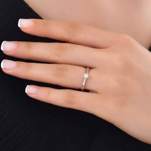 0,30 Karat Pırlanta Tektaş Yüzük - Pırlanta Pençe - 2