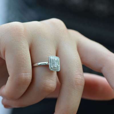 0.42Ct Baget Pırlanta Yüzük