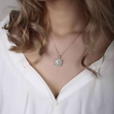 1.07ct Pırlanta Baget Kolye - 2