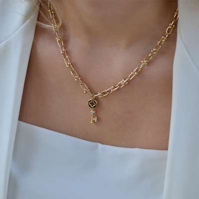 14 Ayar Altın Anahtar Figürlü Kolye - ENGİNGOLD AYG