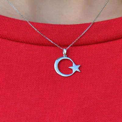 14 Ayar Altın Ayyıldızlı Kolye