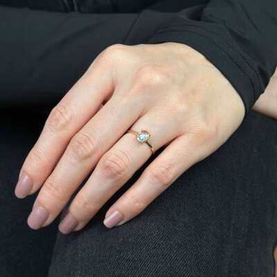 14 Ayar Altın Beyaz Oval Taşlı Yüzük – Şık ve Zarif Model - ENGİNGOLD İZM