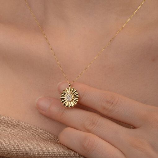 14 Ayar Altın Çiçek Kolye Zirkon Taşlı – Zarif Tasarım - 5