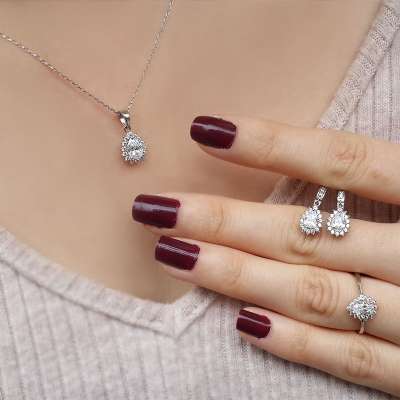 14 Ayar Altın Damla Model Taşlı Set - ENGİNGOLD SRD