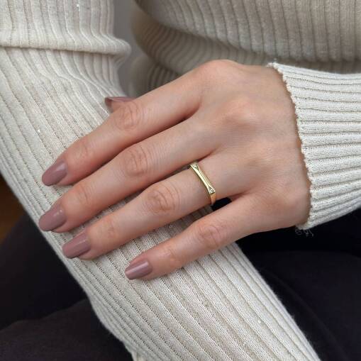 14 Ayar Altın Love Tasarım Taşlı Yüzük - 1