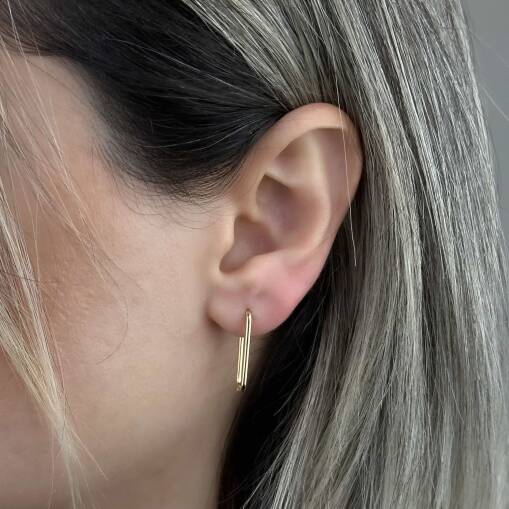 14 Ayar Altın Oval Dikdörtgen Küpe – Taşsız Şık Tasarım - 3