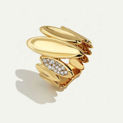 14 Ayar Altın Oval Yüzük – Zirkon Taşlı Regold Tasarım - ENGİNGOLD RGL