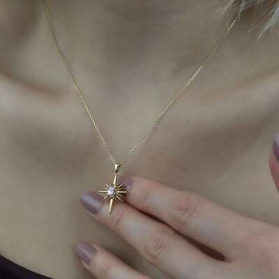 14 Ayar Altın Pembe Taşlı Kutup Yıldızı Kolye - 4