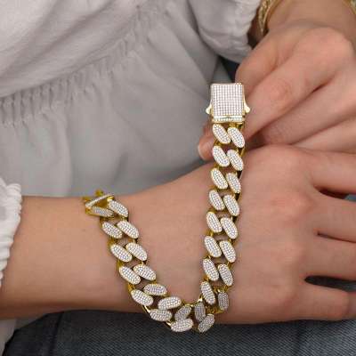 14 Ayar Altın Taşlı Halka Bileklik - 2