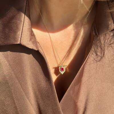 14 Ayar Altın Taşlı Kolye – Kırmızı Flama Zarif Tasarım - 2