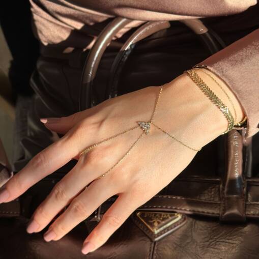 14 Ayar Altın Taşlı Üçgen Şahmeran - 1