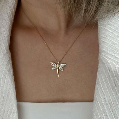 14 Ayar Altın Taşlı Yusufçuk Kolye – Zarif & Işıltılı