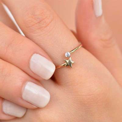 14 Ayar Altın Tektaş Yıldız Figürlü Yüzük - 1