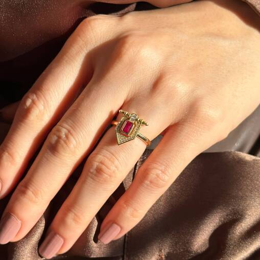 14 Ayar Altın Vintage Yüzük: Pembe Taşlı Ruby Şıklığı - 4