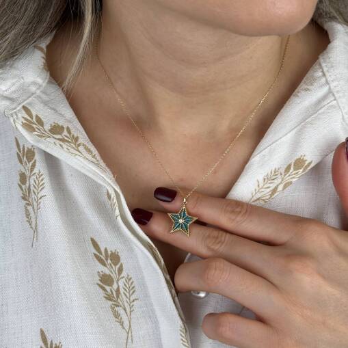 14 Ayar Altın Yıldız Kolye – Yeşil Mineli Zarif Tasarım - 5