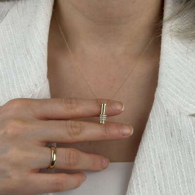 14 Ayar Altın Zirkon Taşlı Bar Kolye