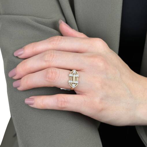 14 Ayar Yüzük Bar Taşlı Şovalye Figürlü Zarif Tasarım - 3