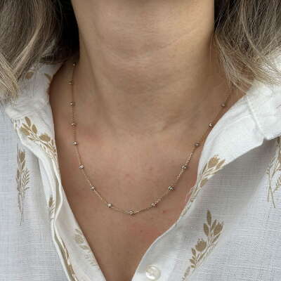 14 Ayar Beyaz Altın Dorika Kolye – Zarif Zincir Tasarım - 3