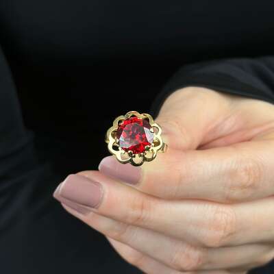 14 Ayar Kırmızı Taşlı Çiçek Yüzük – Zarif Altın Tasarım - ENGİNGOLD BG