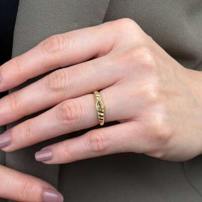 14 Ayar Altın Oval Yeşil Taşlı Burgu Şeklinde Yüzük - 2