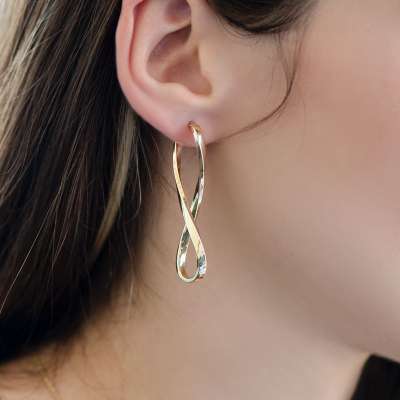 14 Ayar Sade Altın Burgu Küpe