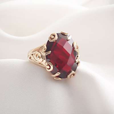 14k Altın Granat Lal Taşlı Yüzük