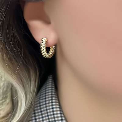 14k Altın İstiridye Model Halka Küpe - ENGİNGOLD RZG