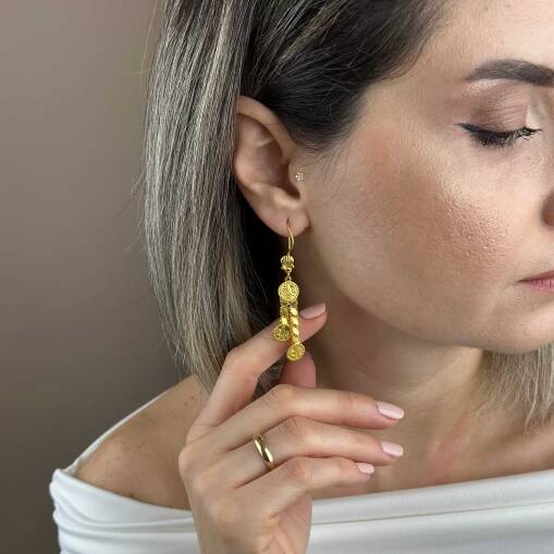 22 Ayar Altın Küpe – Sallantılı Üçlü Arpa Pullu Tasarım - 7