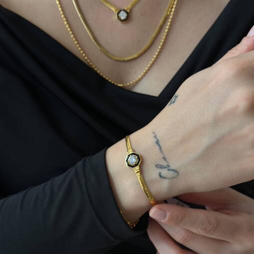 22 Ayar Altın Siyah Mineli Taşlı Bileklik – Zarif Tasarım - 2