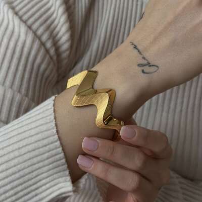 22 Ayar Parlak Kıvrımlı Mat Hasır Altın Kelepçe Bilezik - ENGİNGOLD BYDİ