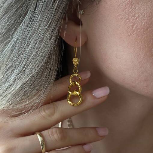 22 Ayar Sallantılı Samanyolu Küpe – Zarif Altın Tasarım - 1