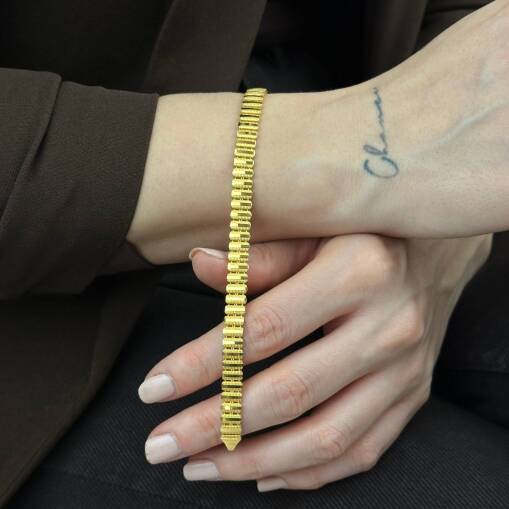 22 Ayar Altın Ajda Bileklik – Kalemli Sıralı Şıklık - 1