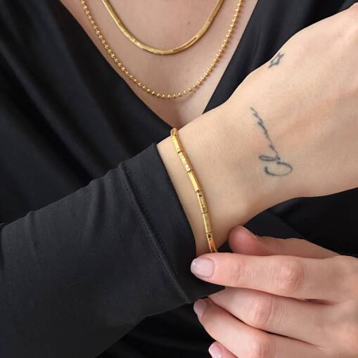 Ajda Model Altın Bileklik – Şık ve Modern Tasarım - 1