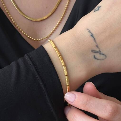 Ajda Model Altın Bileklik – Şık ve Modern Tasarım - 2