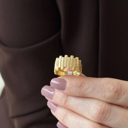 Ajda Yüzük – 14 Ayar Altın Ritim Işıltısı Tasarım - 4