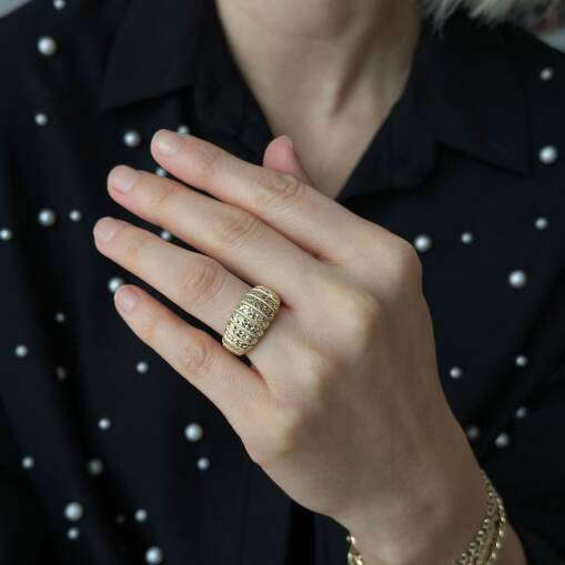 Altın Kalemli Bombe Yüzük – Zarif ve Modern Tasarım - 2