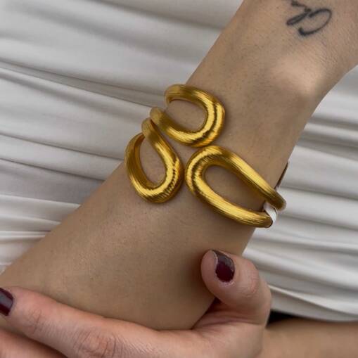 22 Ayar Altın Kelepçe Bilezik – İtalyan Tasarım Mat - 4