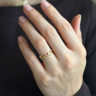 14 Ayar Altın Zigzag Yüzük – Modern ve Şık Tasarım - 7