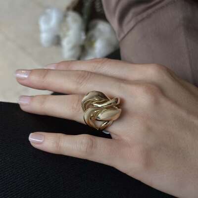 Bombe Gurmet Tasarım Altın Yüzük – Modern Zarafet - 4