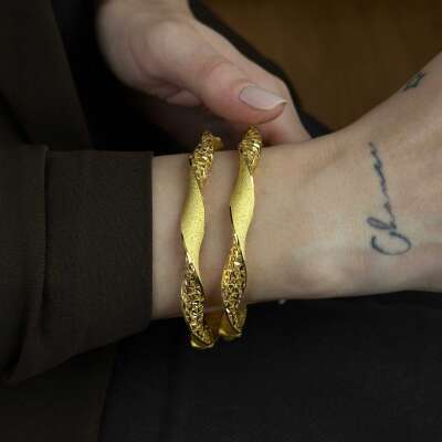 22 Ayar Altın Burgu Kelepçe – Mat Simli Zarif Tasarım - 4