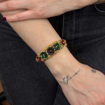 22 Ayar Altın Dorika Kelepçe – Renkli Gül Buketi Detaylı - 2