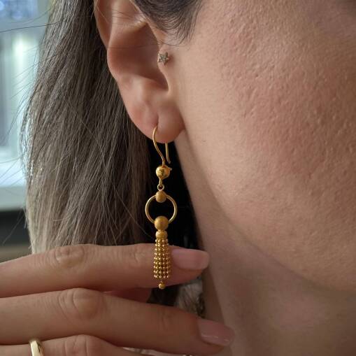 Dorika Top Sallantılı 22 Ayar Altın Tasarım Küpe Modeli - 2