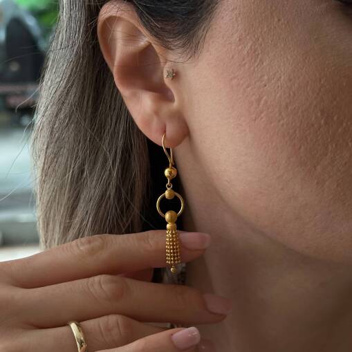 Dorika Top Sallantılı 22 Ayar Altın Tasarım Küpe Modeli - 1