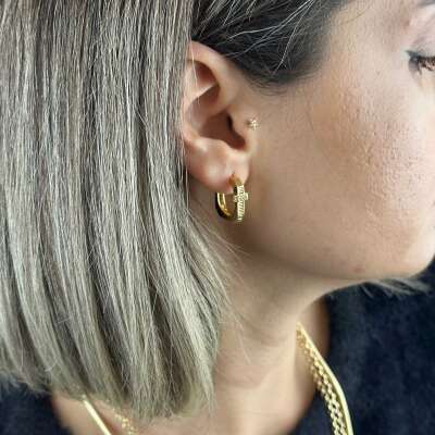 14 Ayar Altın Halka Küpe – Kare Form Zirkon Taşlı - ENGİNGOLD ETO