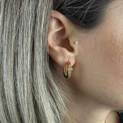 14 Ayar Altın Halka Küpe – Kare Form Zirkon Taşlı - 5