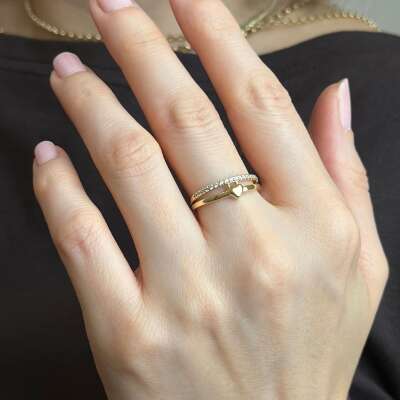 14 Ayar Altın Taşlı Kalp Yüzük – Modern ve Şık - 2