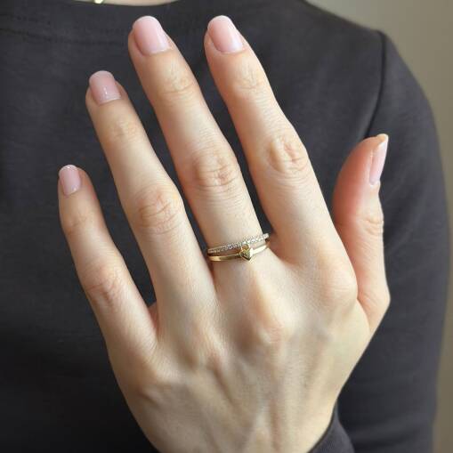 14 Ayar Altın Taşlı Kalp Yüzük – Modern ve Şık - 3