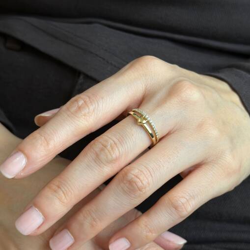 14 Ayar Altın Taşlı Kalp Yüzük – Modern ve Şık - 5