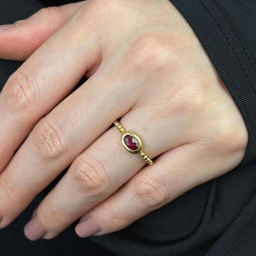 14 Ayar Kırmızı Yakut Oval Taşlı Yüzük – Zarif Altın Tasarım - 4